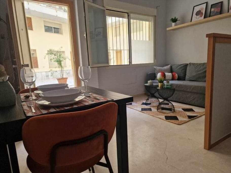 Isg Apartments Estudio En La Alameda Seville Luaran gambar