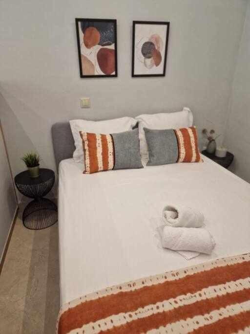 Isg Apartments Estudio En La Alameda Seville Luaran gambar