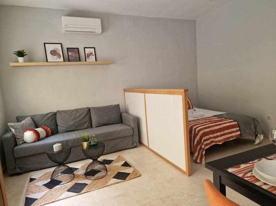 Isg Apartments Estudio En La Alameda Seville Luaran gambar