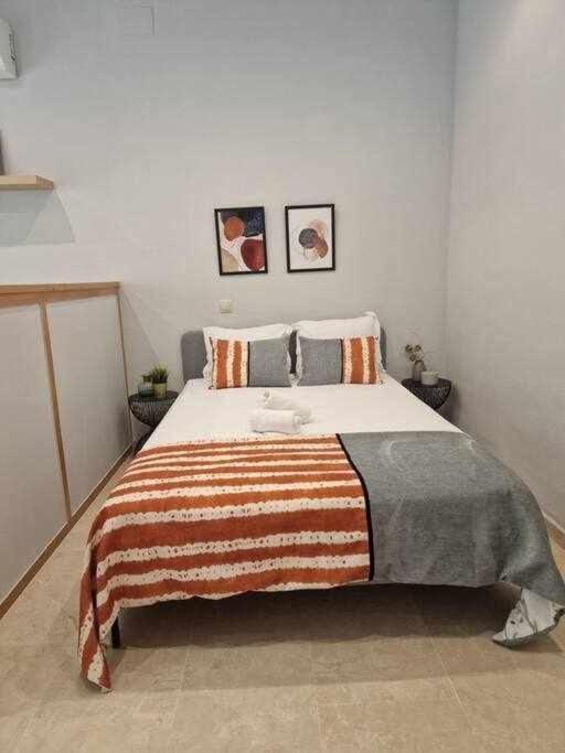 Isg Apartments Estudio En La Alameda Seville Luaran gambar